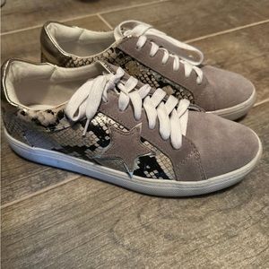 Steve Madden sneakers